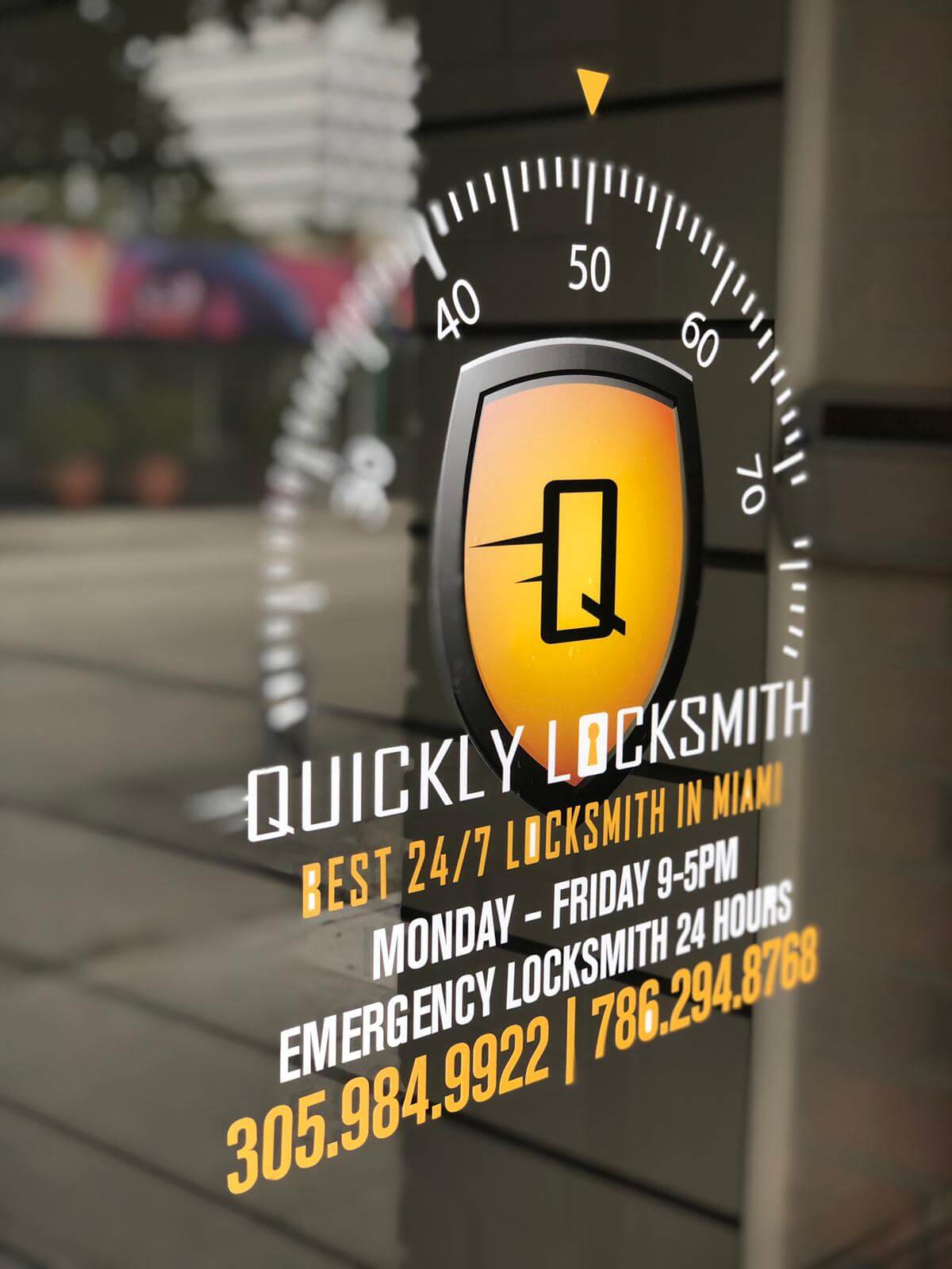 Quickly Locksmith Logo