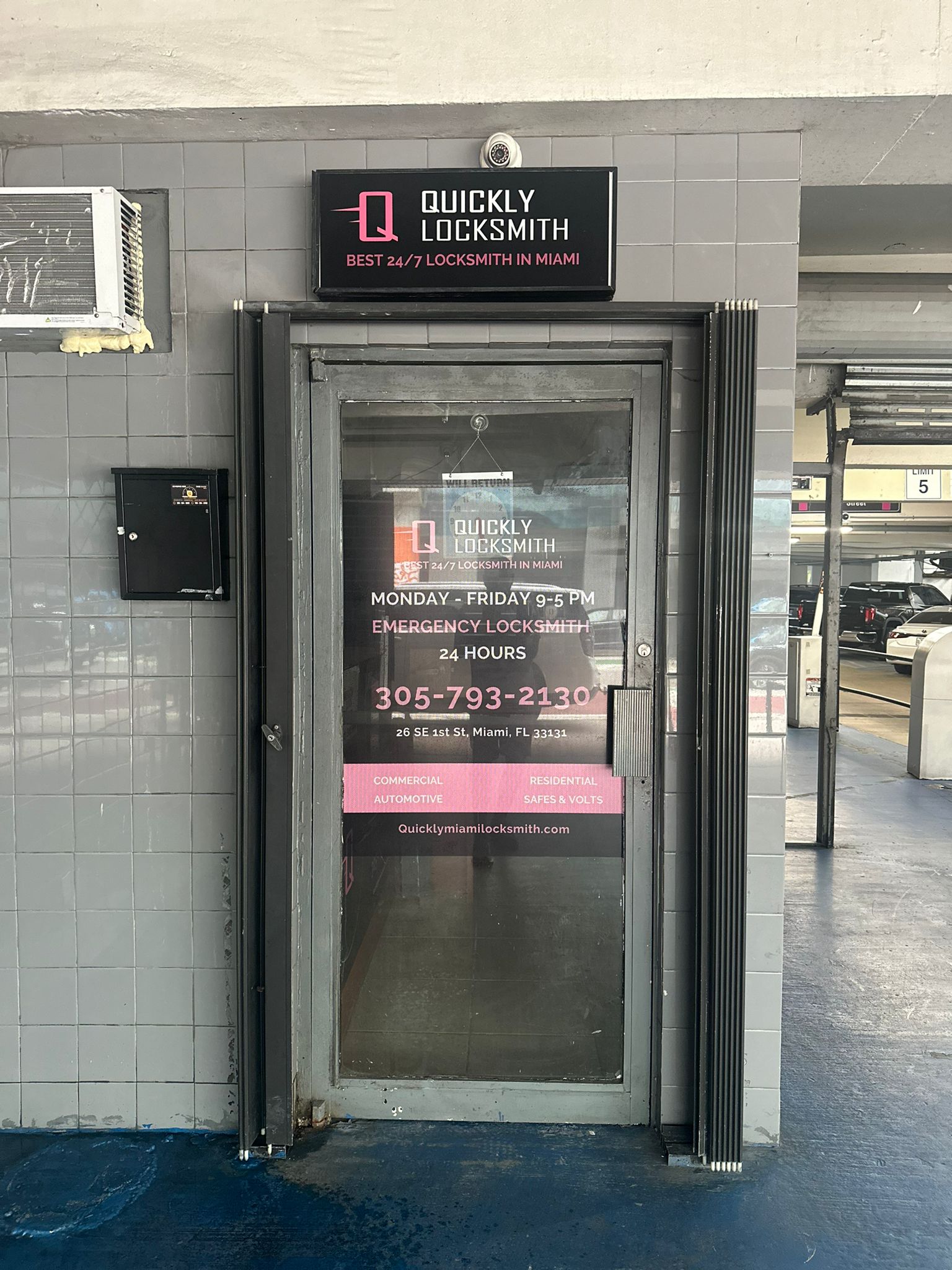 Quickly Locksmith Miami new locksmith store in downtown Miami 26 SE 1st St, Miami, FL 33131